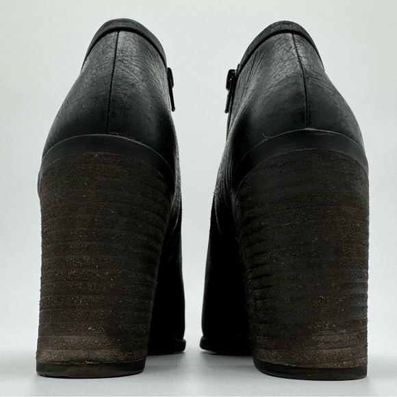 Lucky Brand Salza Black Leather Ankle Bootie Size 8 - Picture 5 of 14